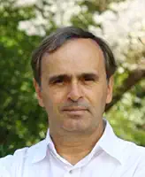 Vitaly Voloshin, Professor Emeritus of Mathematics la Troy University, SUA