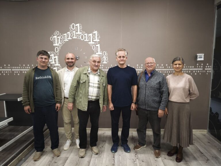 Inteligența Artificială în domeniul IT – experiență, practici și noi perspective